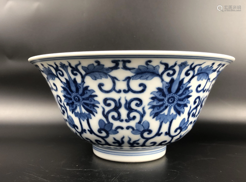 A CHINESE BLUE AND WHITE LOTUS BOWL, QING …