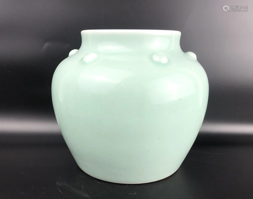 A CHINESE LIGHT GREEN GLAZED JAR WITH YO…