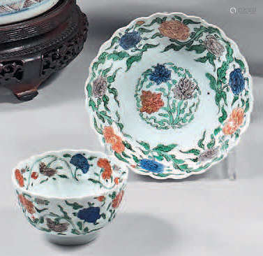 Tea bowl and saucer in china. Kangxi (1662 1722). …