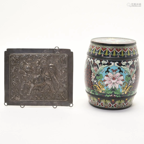 Chinese Cloisonné Drum shape Box And Silver Pendant.