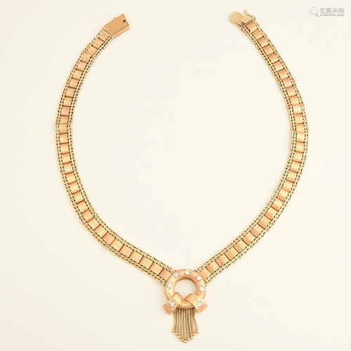 Retro Diamond, 14k Yellow Gold Necklace.