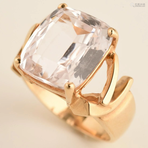 Kunzite, 14k Yellow Gold Ring.