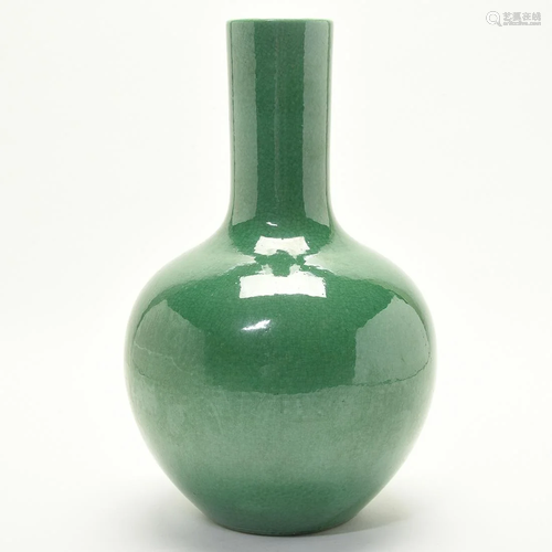 Green Glaze Bottle Vase With 4 Characters Da Ming C…