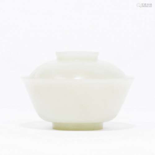 A WHITE JADE BOWL AND COVER
