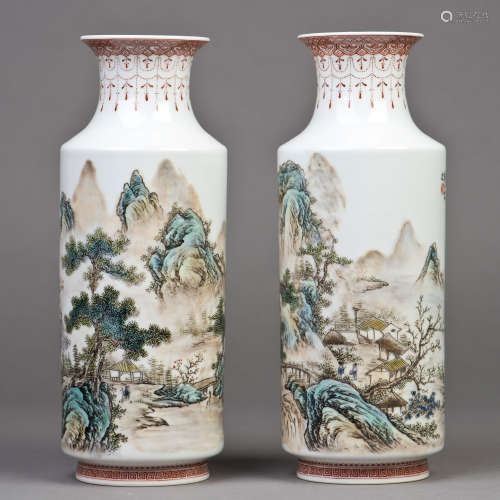 A CHINESE FAMILLE ROSE PORCELAIN ROULEAU VASE