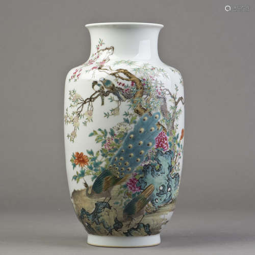 A PORCELAIN LANTERN VASE