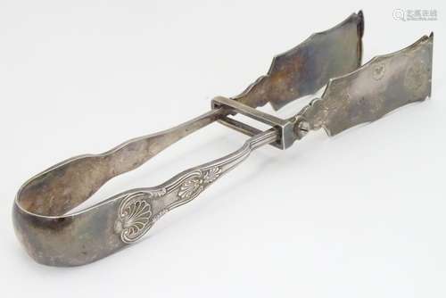 A pair of silver plate kings pattern servers / Asparagus servers by James Dixon & Sons. Approx 9 1/