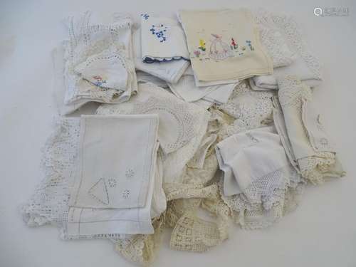 A quantity of assorted lace and fabric samples, to include doilies, embroidered table runners etc.