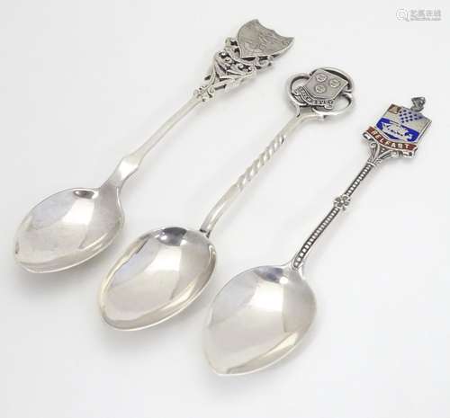 A set of 3 various silver souvenir spoons for Belfast, Shrewsbury, Windermere (3) 5