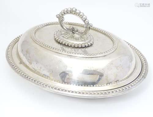 A late 19th / early 20thC silver plate entre / serving dish and cover. Approx. 1