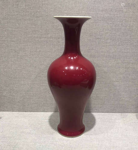 QIANLONG MARK, CHINESE RED GLAZED VASE