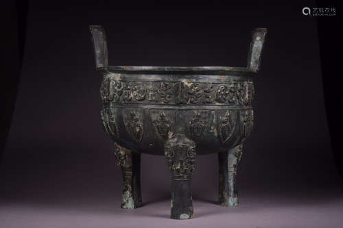 CHINESE BRONZE TRIPOD CENSER