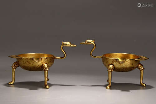 PAIR OF CHINESE GILT BRONZE ORNAMENT