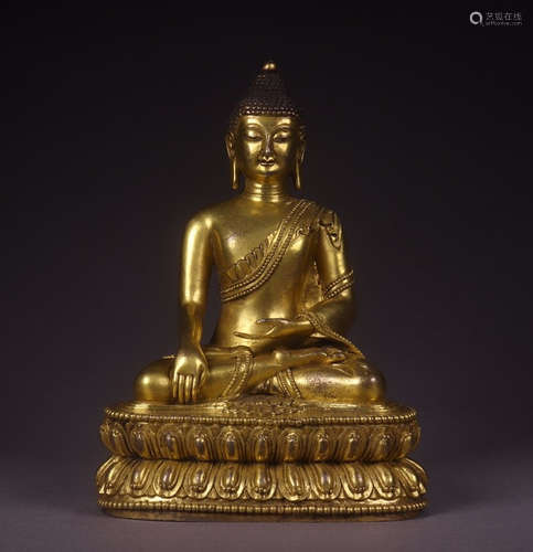 CHINESE GILT BRONZE BUDDHA