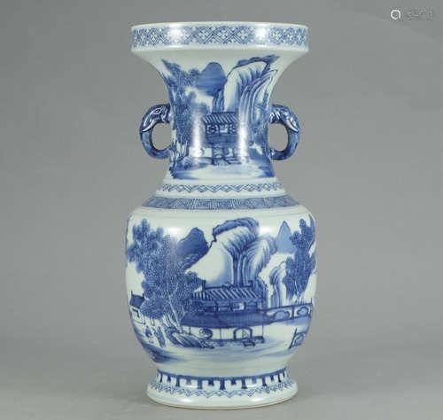 CHINESE BLUE & WHITE VASE