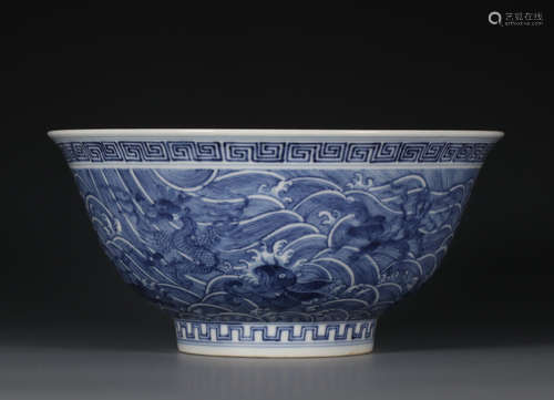 YONGZHENG MARK, CHINESE BLUE & WHITE DRAGON BOWL