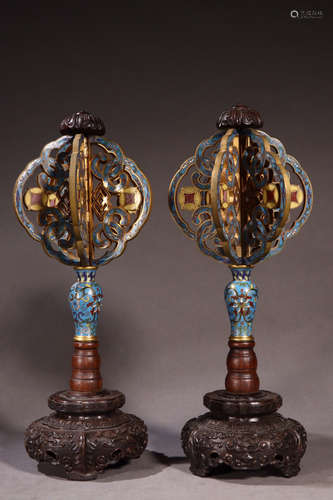 QIANLONG MARK, CHINESE CLOISONNIE CLOTH STAND