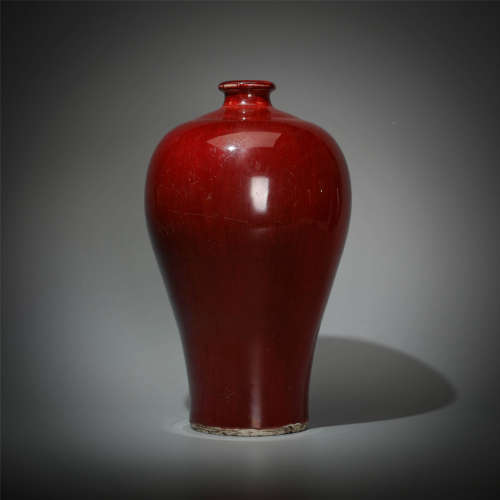 清中期 红釉梅瓶