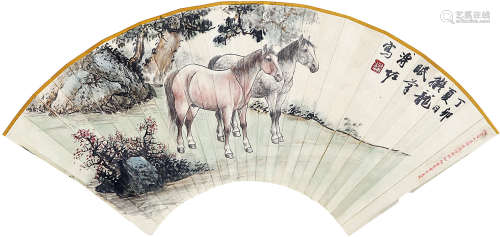 溥  佐（1918-2001） 双马图 纸本设色 扇片