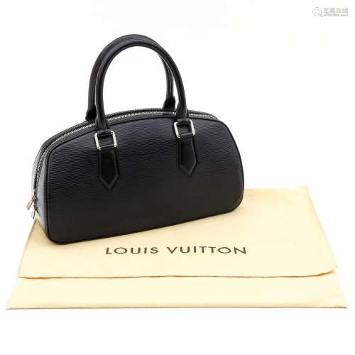 A Louis Vuitton Epi Leather Ladies Bag