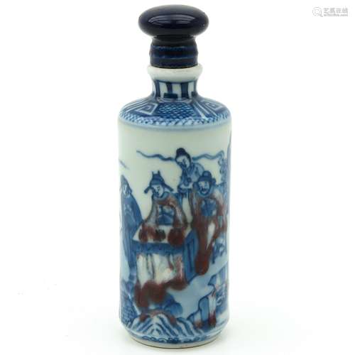 A Blue and Iron Red Decor Snuff Bottle