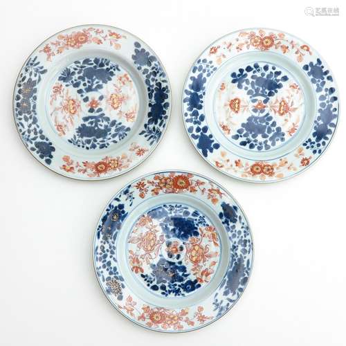 A Series of Three Imari Plates