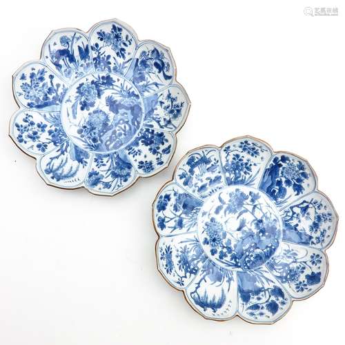 A Pair Blue and White Plates