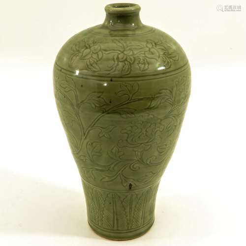 A Celadon Meiping Vase