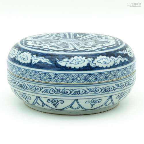 A Blue and White Round Box