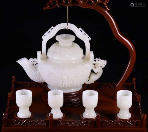 SET OF HETIAN JADE CARVED LIFTING POT&CUPS