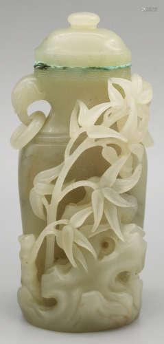 A HETIAN JADE CARVED BAMBOO PATTERN VASE