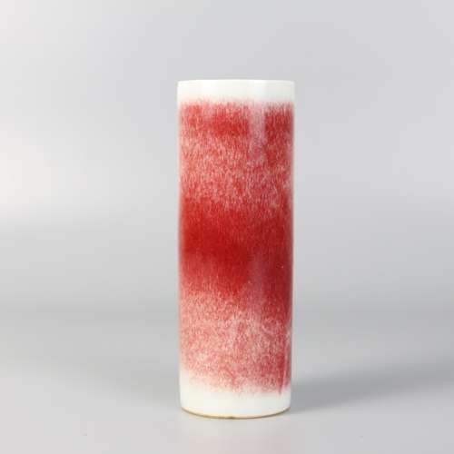 Red glaze pen holder