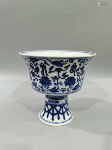 Blue and white flower cup