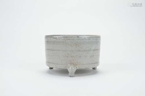 Porcelain Tripod Censer