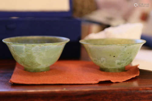 1 pair of chinese antique old ultra thin Jade Bowls (brand new)