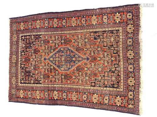 ANTIQUE HAMEDON RUG