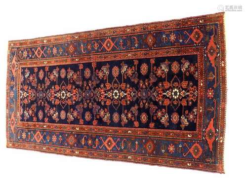 ANTIQUE CAUCASIAN RUG