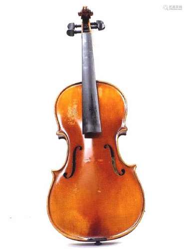 KARL HERMANN - STRADIVARIUS REPLICA VIOLIN