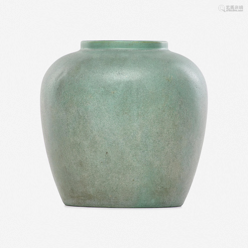 Teco Pottery, vase