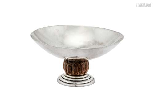 An early 20th century French 950 standard silver and rosewood small dish, Paris circa 1930 by Jean