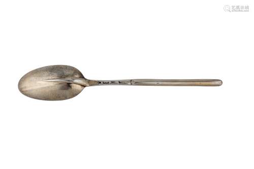 A George I Britannia standard silver marrow scoop spoon, London 1721 by Benjamin Watts (reg. 21st