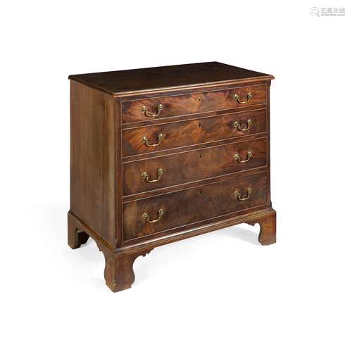 GEORGE III MAHOGANY CHEST OF DRAWERS LATE 18TH CENTURY