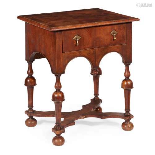 QUEEN ANNE WALNUT SIDE TABLE EARLY 18TH CENTURY