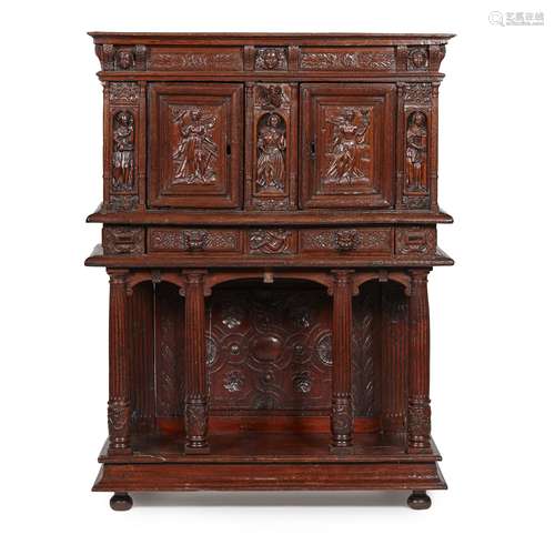 FRENCH RENAISSANCE OAK AND WALNUT DRESSOIR EARLY 17TH CENTURY