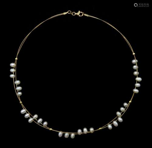 9ct gold two strand wire and cultured pearl necklace, stamped 375