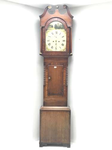 Early 19th century oak and mahogany longcase clock, the hood with swan neck pediment, trunk door fl