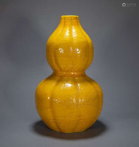 ANCIENT CHINESE YELLOW-GLAZED GOURD BOTTLE