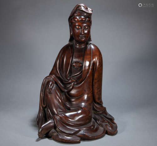 ANCIENT CHINESE RED SANDALWOOD CARVED GUANYIN SEATED STATUE