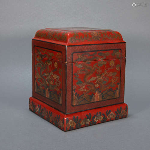 ANCIENT CHINESE LACQUER BOX WITH GOLDEN