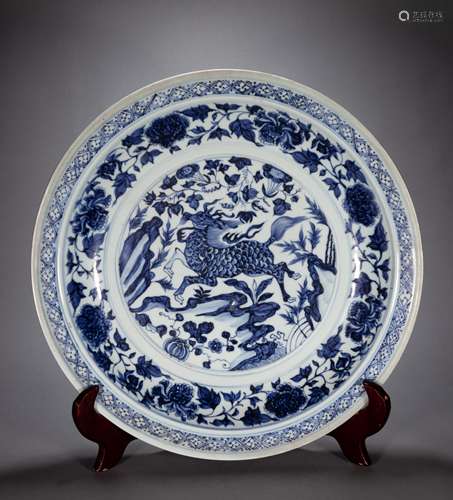 ANCIENT CHINESE BLUE AND WHITE PLATE